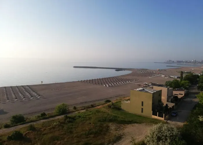 Appartement Apartament Plaja Golful Pescarilor Constanţa